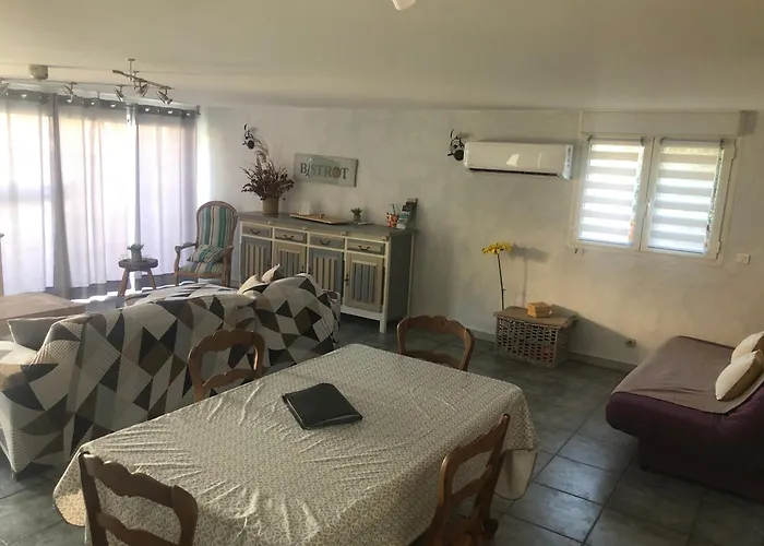 Lumineux Et Spacieux Apartman Elne